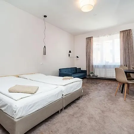 Lejlighed Modern With Balcony + Tv Prag