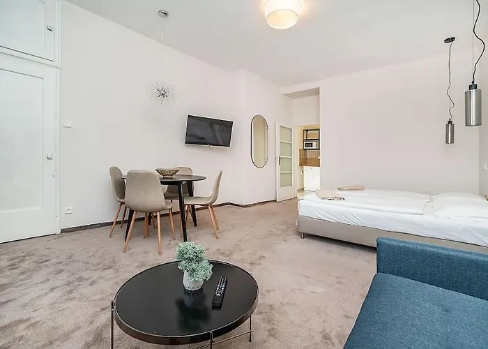 شقة Modern With Balcony + Tv براغ